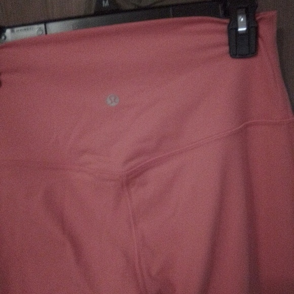 Lululemon Align HR legging and Lululemon Hold Tight Cropped T-SHIRT. Glaze Pink. - Picture 3 of 10